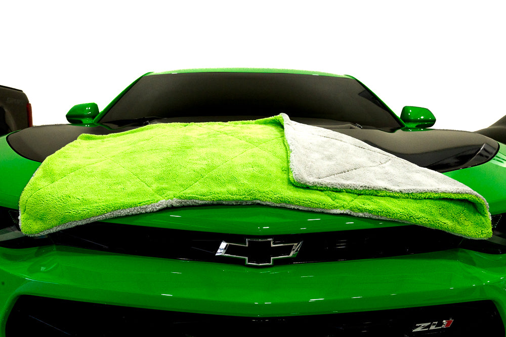 Ceramic Garage Squeeze Ultra Plush Edgeless 2 Sided Car Drying Towel 20 x 40 inches 1000 GSM Green/Gray 1 pack
